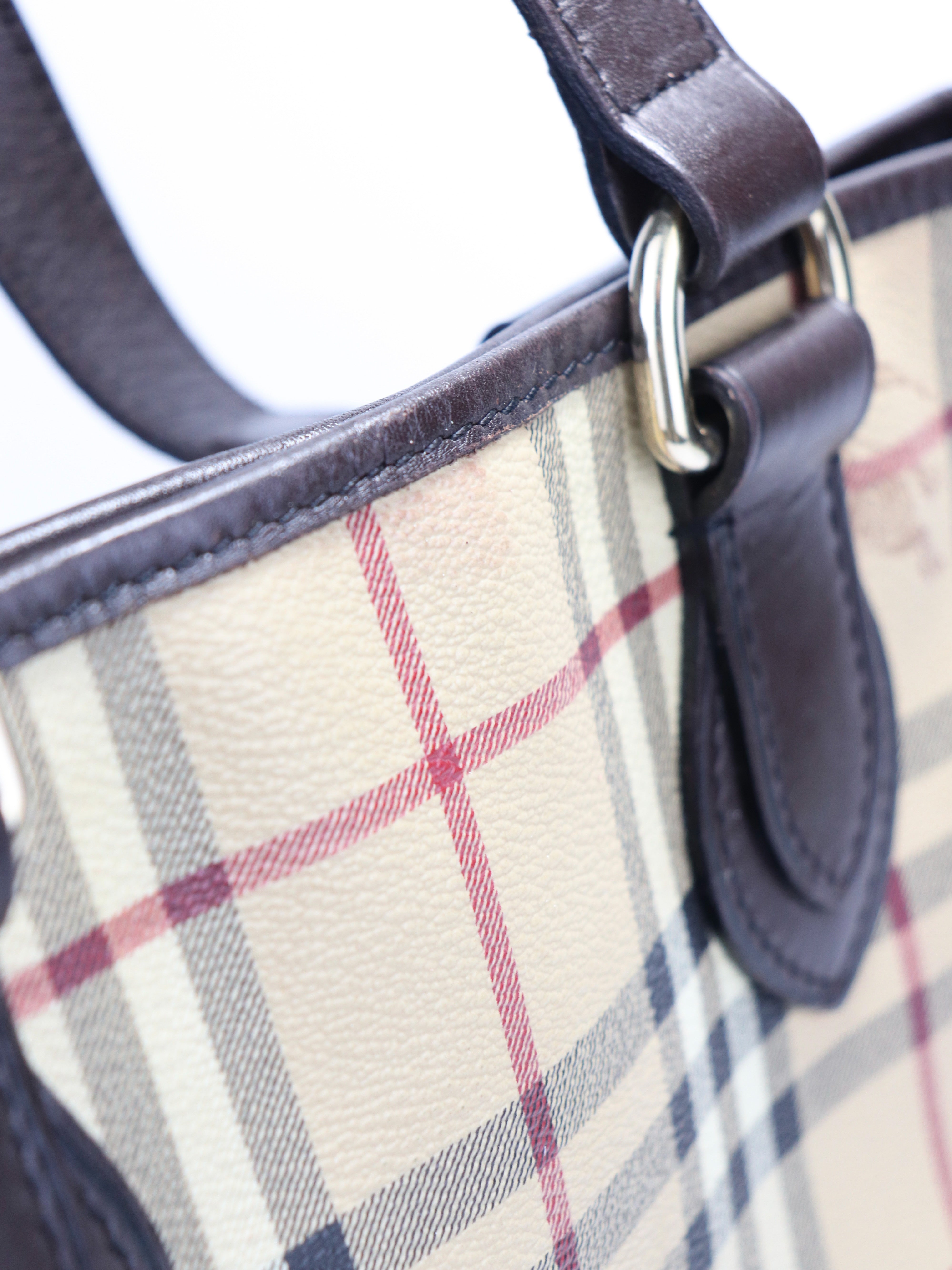 Burberry bags tradesy hotsell